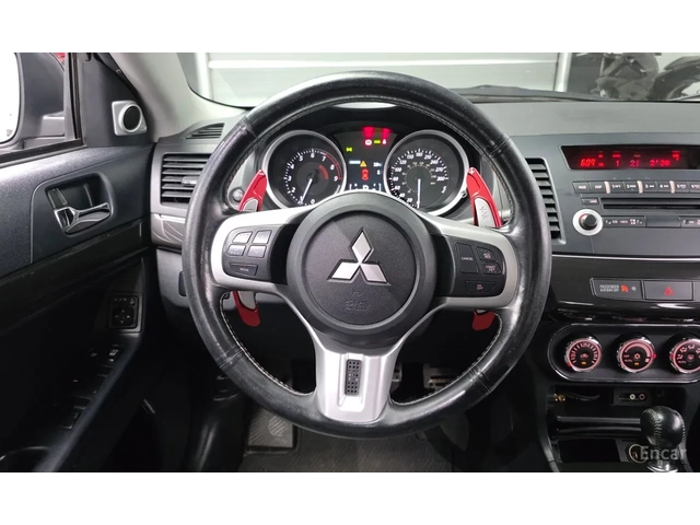 Mitsubishi Lancer EVOLUTION X 2.0 TURBO * TC-SST * S-AWC - автомобили, коли, обяви за нови и употребявани 4