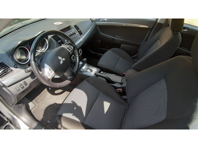 Mitsubishi Lancer Sportback - автомобили, коли, обяви за нови и употребявани 5