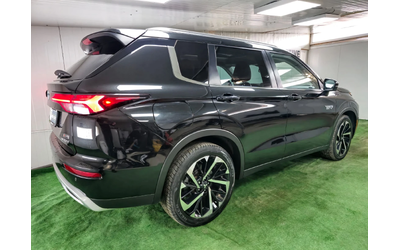 mitsubishi-outlander - 5