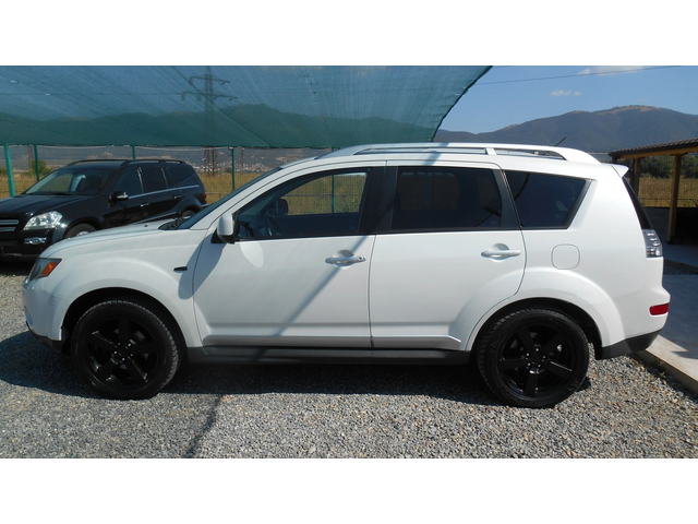 Mitsubishi Outlander 2.4i* 170* k.c* AVTOMAT* GAZ - автомобили, коли, обяви за нови и употребявани 6