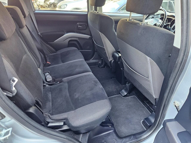 Mitsubishi Outlander 2.4и 170hp 4x4 ОЧАКВАН ВНОС! С ГАРАНЦИЯ! - автомобили, коли, обяви за нови и употребявани 9