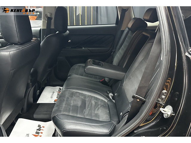 Mitsubishi Outlander 2.0 Hybrid - автомобили, коли, обяви за нови и употребявани 6