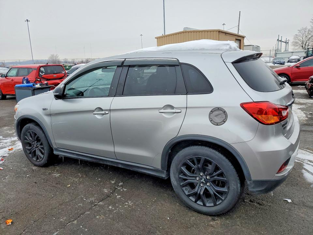 Mitsubishi Outlander 2.0L 4 ALL WHEEL DRIVE - автомобили, коли, обяви за нови и употребявани 1