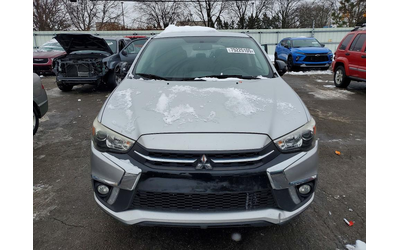 mitsubishi-outlander-2-0l-4-all-wheel-drive - 4