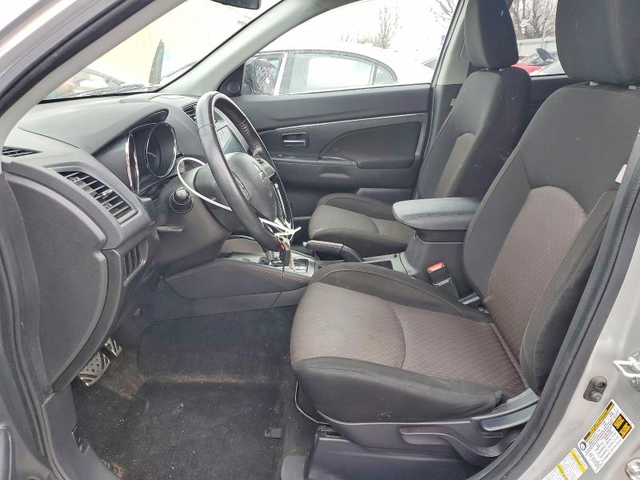 Mitsubishi Outlander 2.0L 4 ALL WHEEL DRIVE - автомобили, коли, обяви за нови и употребявани 6