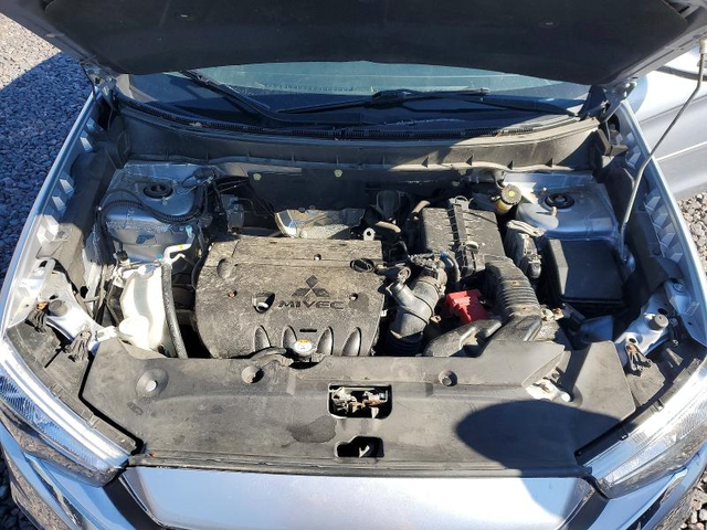 Mitsubishi Outlander 2.0L 4 ALL WHEEL DRIVE - автомобили, коли, обяви за нови и употребявани 11