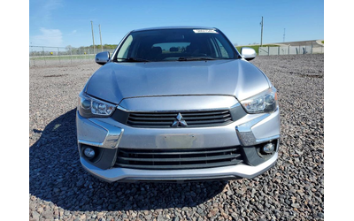 mitsubishi-outlander-2-0l-4-all-wheel-drive - 4