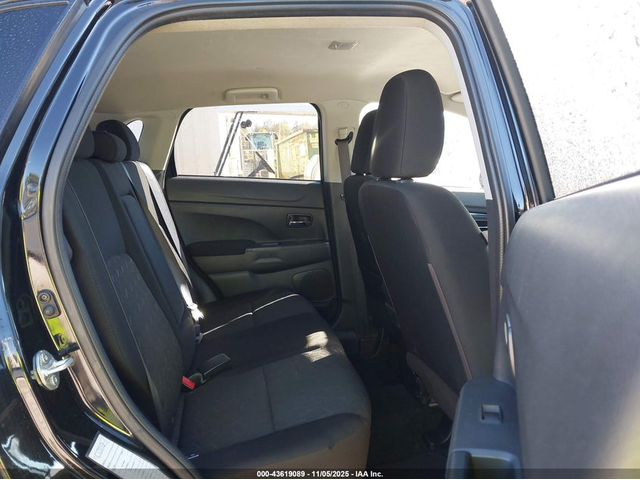 Mitsubishi Outlander 2.0L I-4 DOHC, VVT, 148HP Front Wheel Drive - автомобили, коли, обяви за нови и употребявани 7