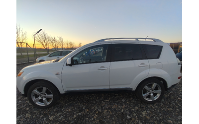 Mitsubishi Outlander 2.2 DID 156 7M - автомобили, коли, обяви за нови и употребявани 10