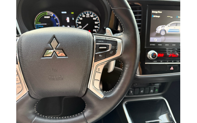 Mitsubishi Outlander 2.4PHEV 4WD Plug in Hybrid - автомобили, коли, обяви за нови и употребявани 24