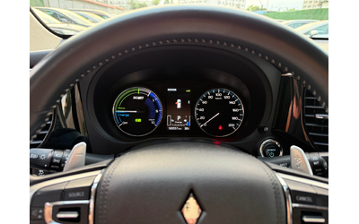 Mitsubishi Outlander 2.4PHEV 4WD Plug in Hybrid - автомобили, коли, обяви за нови и употребявани 26