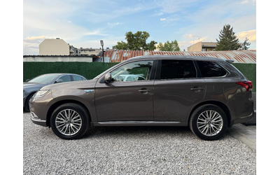 mitsubishi-outlander-2-4phev-4wd-plug-in-hybrid - 4