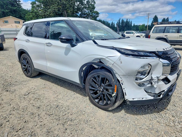 Mitsubishi Outlander 2.5L 4 FRONT WHEEL DRIVE - автомобили, коли, обяви за нови и употребявани 4