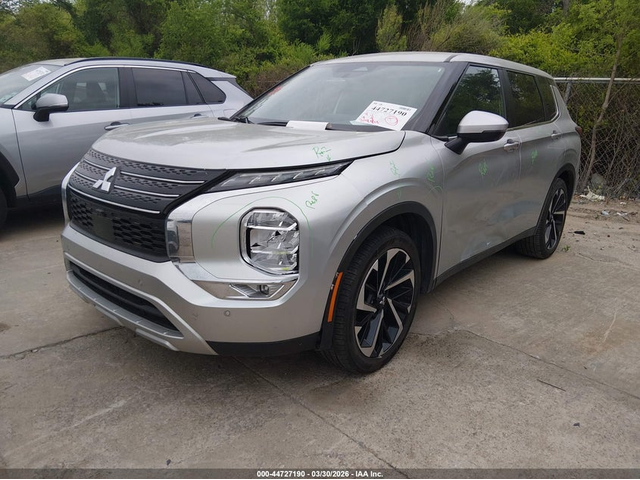 Mitsubishi Outlander 2.5L I-4 DI, DOHC, VVT, 181HP Front Wheel Drive - автомобили, коли, обяви за нови и употребявани 1