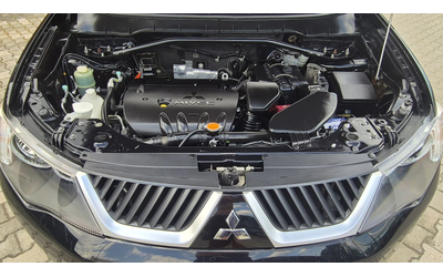 Mitsubishi Outlander 2.4 бензин Автомат - автомобили, коли, обяви за нови и употребявани 15