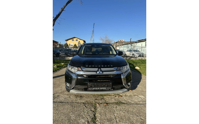 mitsubishi-outlander - 1