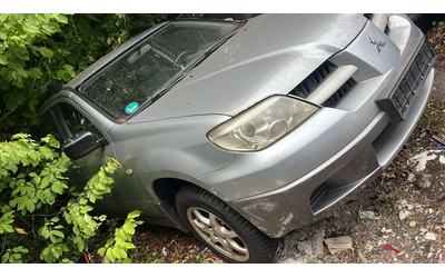 mitsubishi-outlander - 0