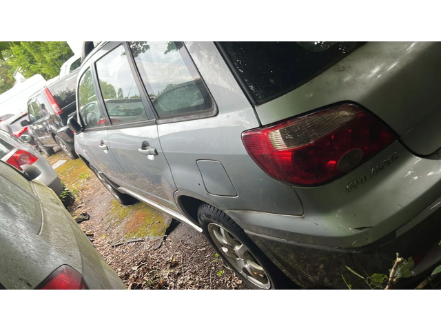 Mitsubishi Outlander Бензин газ - автомобили, коли, обяви за нови и употребявани 5