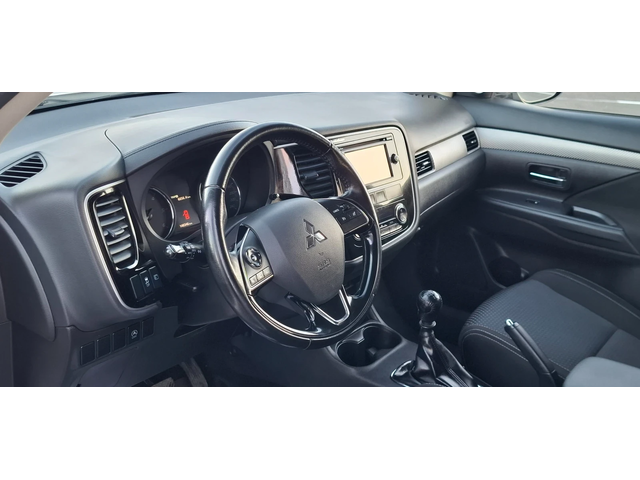 Mitsubishi Outlander 2.2 4x4 Led Камера Facelift  Бяла Перла 7места - автомобили, коли, обяви за нови и употребявани 14