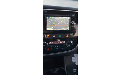 Mitsubishi Outlander 2.2 4x4 Led Камера Facelift  Бяла Перла 7места - автомобили, коли, обяви за нови и употребявани 15