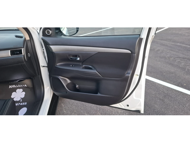 Mitsubishi Outlander 2.2 4x4 Led Камера Facelift  Бяла Перла 7места - автомобили, коли, обяви за нови и употребявани 8