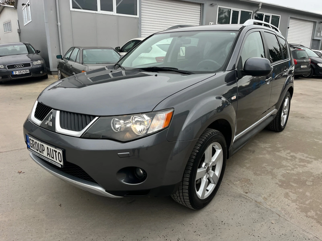 Mitsubishi Outlander 2, 4i-170k.c/2010г/FACE LIFT/ТОП СЪСТОЯНИЕ!!! - автомобили, коли, обяви за нови и употребявани 2
