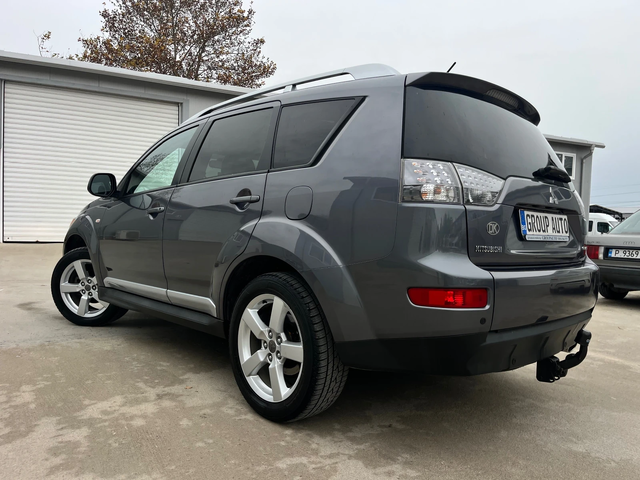 Mitsubishi Outlander 2, 4i-170k.c/2010г/FACE LIFT/ТОП СЪСТОЯНИЕ!!! - автомобили, коли, обяви за нови и употребявани 4