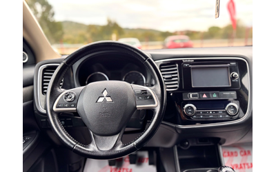 Mitsubishi Outlander - автомобили, коли, обяви за нови и употребявани 8