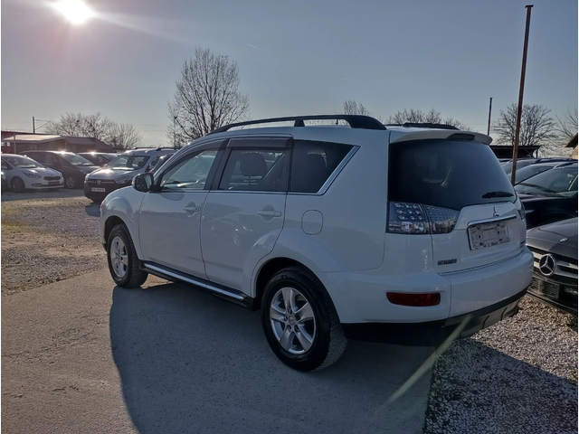 Mitsubishi Outlander 2.2, 156кс, 7 места, 4х4 - автомобили, коли, обяви за нови и употребявани 3