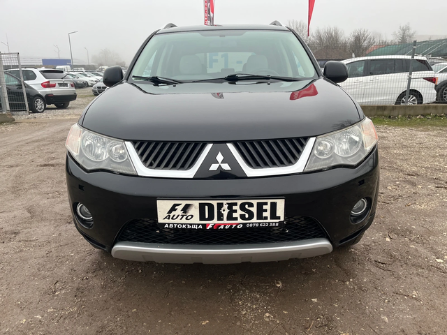 Mitsubishi Outlander 2.0TDI-4x4-6+ 1-ITALIA - автомобили, коли, обяви за нови и употребявани 1