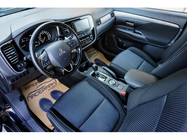 Mitsubishi Outlander 2.2 INSTYLE AWD AUTO - автомобили, коли, обяви за нови и употребявани 6