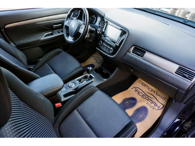 Mitsubishi Outlander 2.2 INSTYLE AWD AUTO - автомобили, коли, обяви за нови и употребявани 8