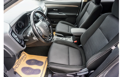 mitsubishi-outlander - 5