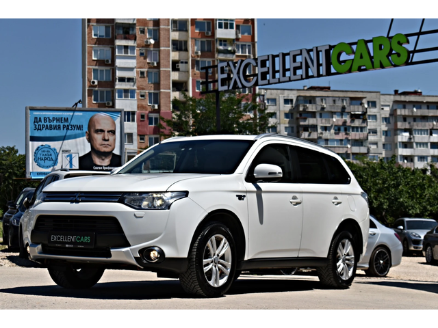 Mitsubishi Outlander 2.0i* PHEV* FULL* WHITE-PEARL* ROCKFORD - автомобили, коли, обяви за нови и употребявани 0