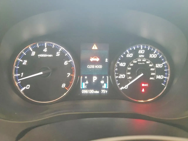 Mitsubishi Outlander SE - автомобили, коли, обяви за нови и употребявани 10