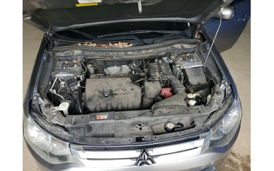 Mitsubishi Outlander SE - автомобили, коли, обяви за нови и употребявани 11