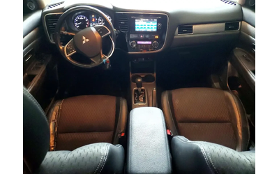 Mitsubishi Outlander SE - автомобили, коли, обяви за нови и употребявани 7
