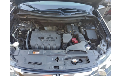 Mitsubishi Outlander - автомобили, коли, обяви за нови и употребявани 10