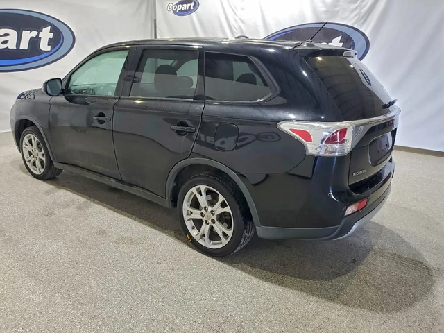 Mitsubishi Outlander - автомобили, коли, обяви за нови и употребявани 4