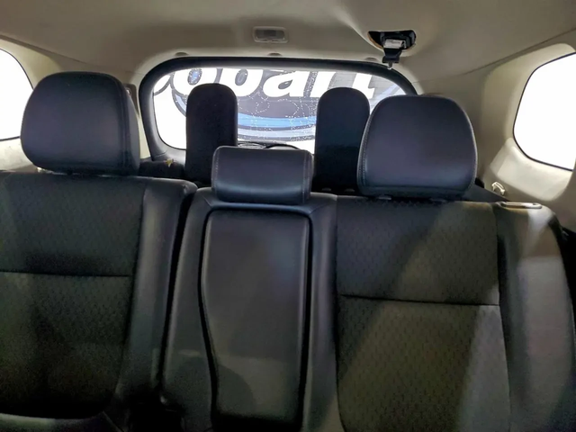 Mitsubishi Outlander - автомобили, коли, обяви за нови и употребявани 8