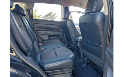 Mitsubishi Outlander - автомобили, коли, обяви за нови и употребявани 9