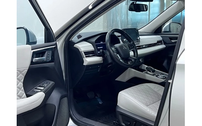 Mitsubishi Outlander SE S-AWC/DIGITAL/DRIVE-ASSISTS/PREMIUM INT. - автомобили, коли, обяви за нови и употребявани 6
