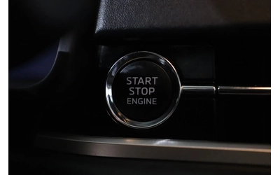 Mitsubishi Outlander GT S-AWC - автомобили, коли, обяви за нови и употребявани 11