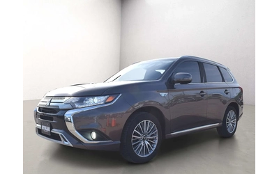mitsubishi-outlander - 0