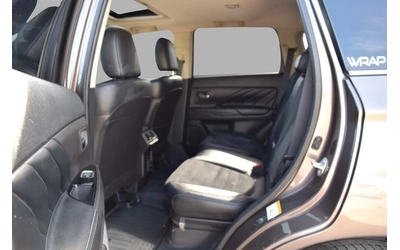 Mitsubishi Outlander * ПАНО* KEYLESS* Camera* ПОДГРЕВ* - автомобили, коли, обяви за нови и употребявани 13