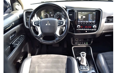 Mitsubishi Outlander * ПАНО* KEYLESS* Camera* ПОДГРЕВ* - автомобили, коли, обяви за нови и употребявани 7
