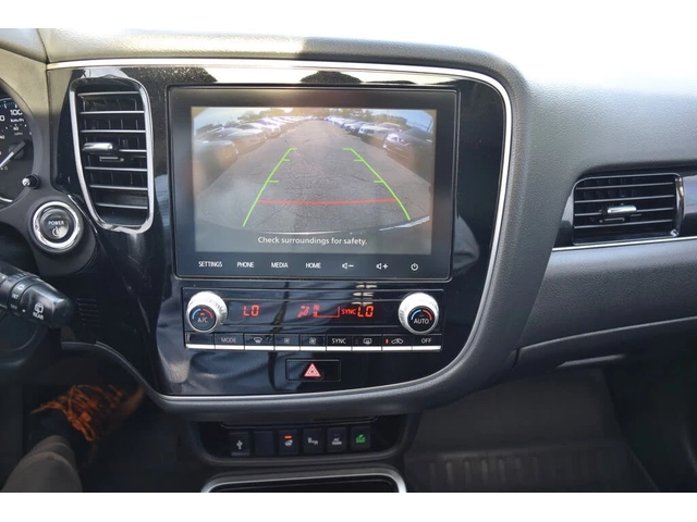 Mitsubishi Outlander * ПАНО* KEYLESS* Camera* ПОДГРЕВ* - автомобили, коли, обяви за нови и употребявани 8