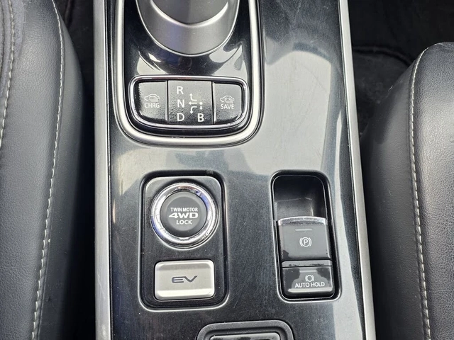 Mitsubishi Outlander * 360* ПАНО* KEYLESS* Camera* ПОДГРЕВ* - автомобили, коли, обяви за нови и употребявани 9