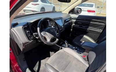 Mitsubishi Outlander * ПАНО* KEYLESS* Camera* ПОДГРЕВ* - автомобили, коли, обяви за нови и употребявани 11