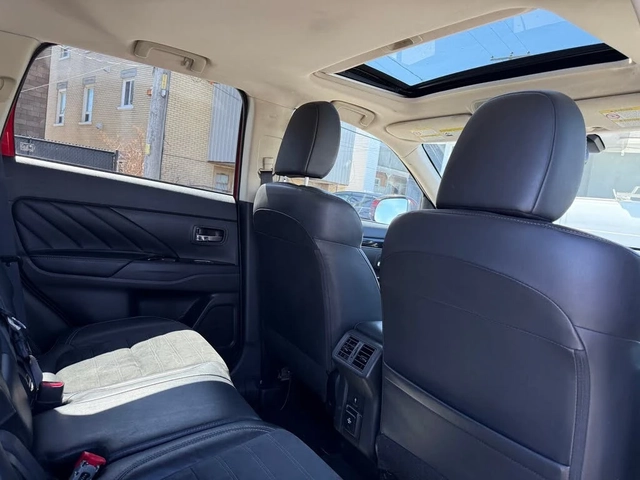 Mitsubishi Outlander * ПАНО* KEYLESS* Camera* ПОДГРЕВ* - автомобили, коли, обяви за нови и употребявани 15
